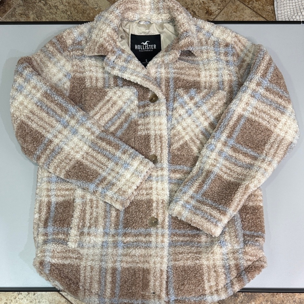 Hollister Women's Teddy Jacket - Brown and Cream Plaid